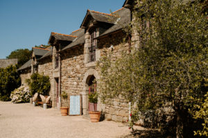 le beau décor du manoir de la mare